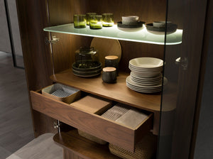 Credenza alta in vetro temperato, noce con illuminazione interna