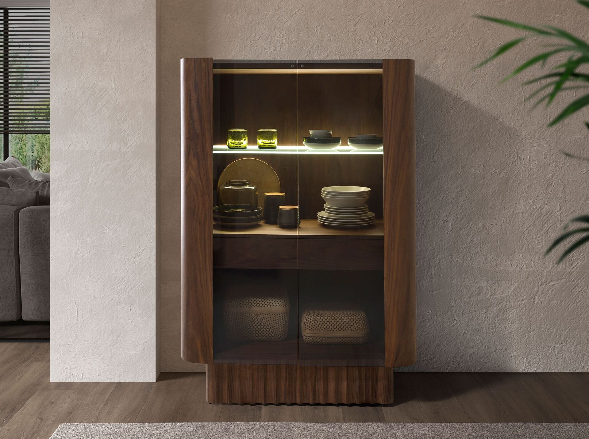 Credenza alta in vetro temperato, noce con illuminazione interna