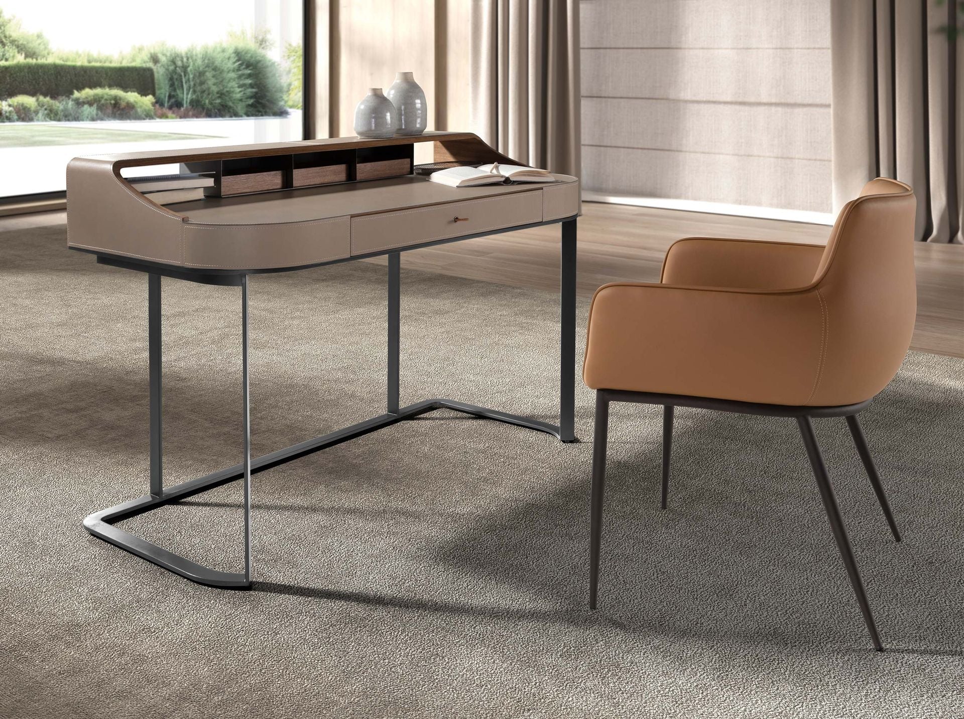 Scrivania da trucco in similpelle, noce e acciaio grigio