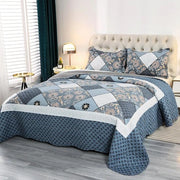 Coperta per letto 240 x 260 cm per letto, Coperta patchwork microfibra, Leggera coperta invernale, Disegno reversibile, Blu con motivo floreale