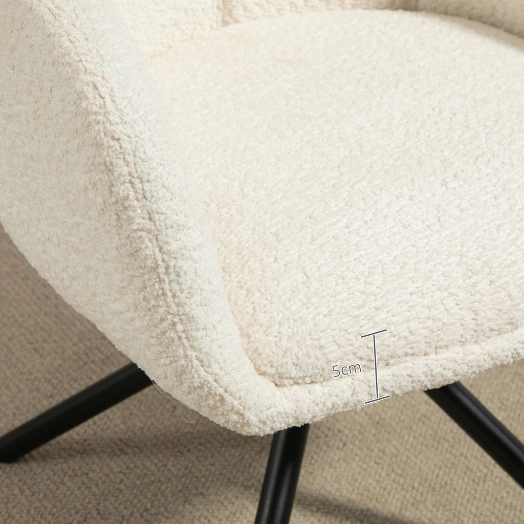 Poltrona girevole imbottita con rivestimento in tessuto ¨C Zephmum ¨C Cremewei?