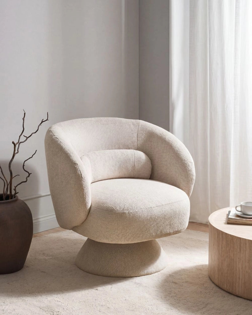 Poltrona girevole con seduta in ciniglia beige chiaro senza braccioli con cuscino, gambe in metallo in stile retrò