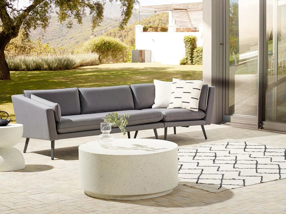 Divano angolare destro da esterno grigio Poliestere Rivestito 3 Posti Divano da giardino Resistente all'acqua UV Design Moderno