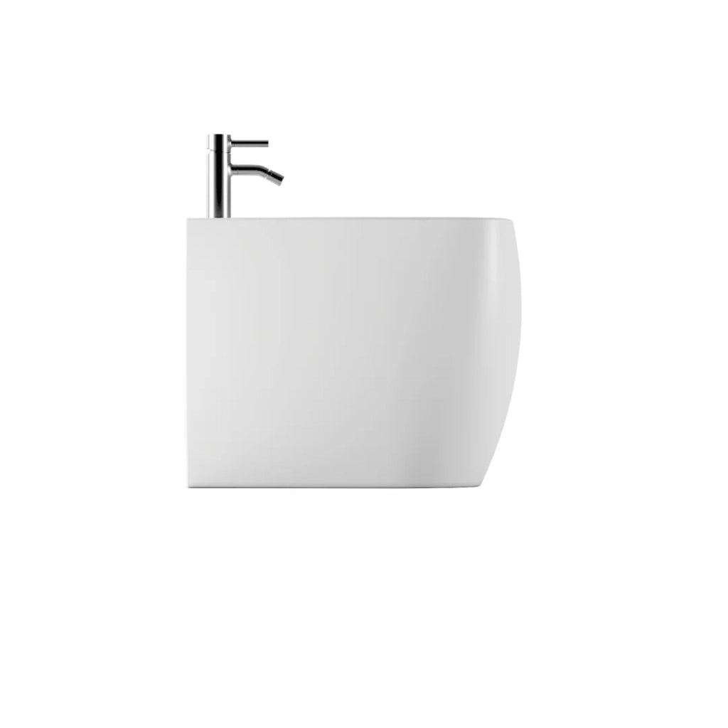 Coppia Di Sanitari Alice Ceramica Da Terra Filo Muro Senza Brida Bianco Lucido "Nur"