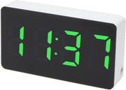 Alarme Digitale con Funzione di Allarme Trifase - Orologio di Allarme Compatto per Bambini e Adulti - Display Dimmerizzato Automaticamente - Ideale per Casa e Viaggio