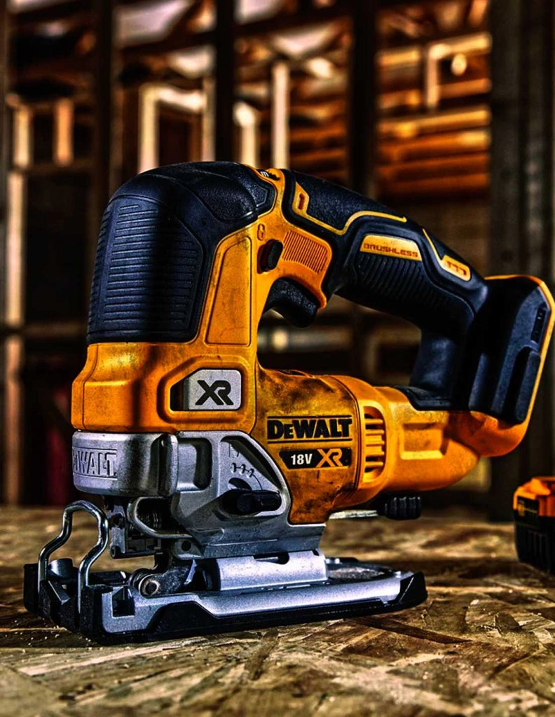 DeWALT Kit DWK202 (DCD796 + DCS334 + 2 x 2,0 Ah + DCB107 + TSTAK VI)