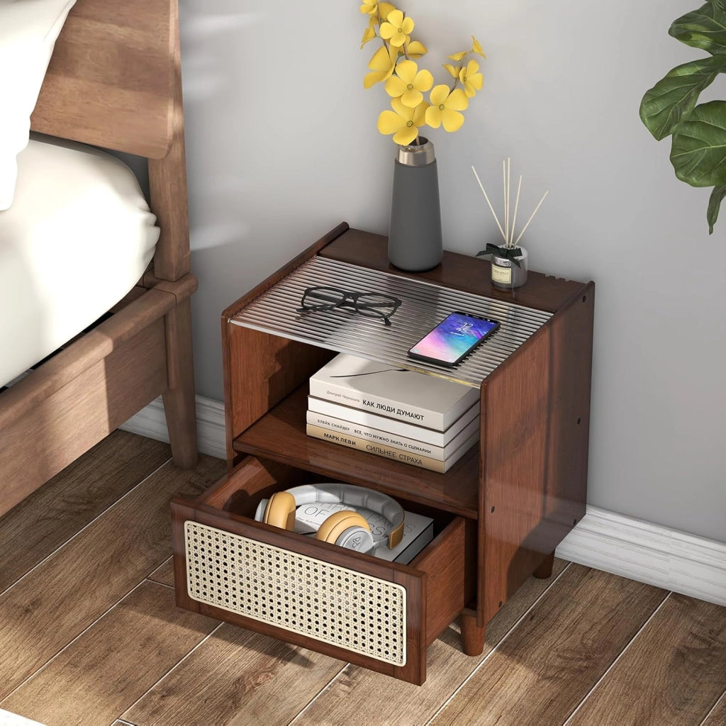 Set 2 Comodino in Bambù, Comodone da Letto con Cassetto in Rattan e Scomparto Aperto, Tavolino con Piano in Vetro, 43 x 35 x 50 cm