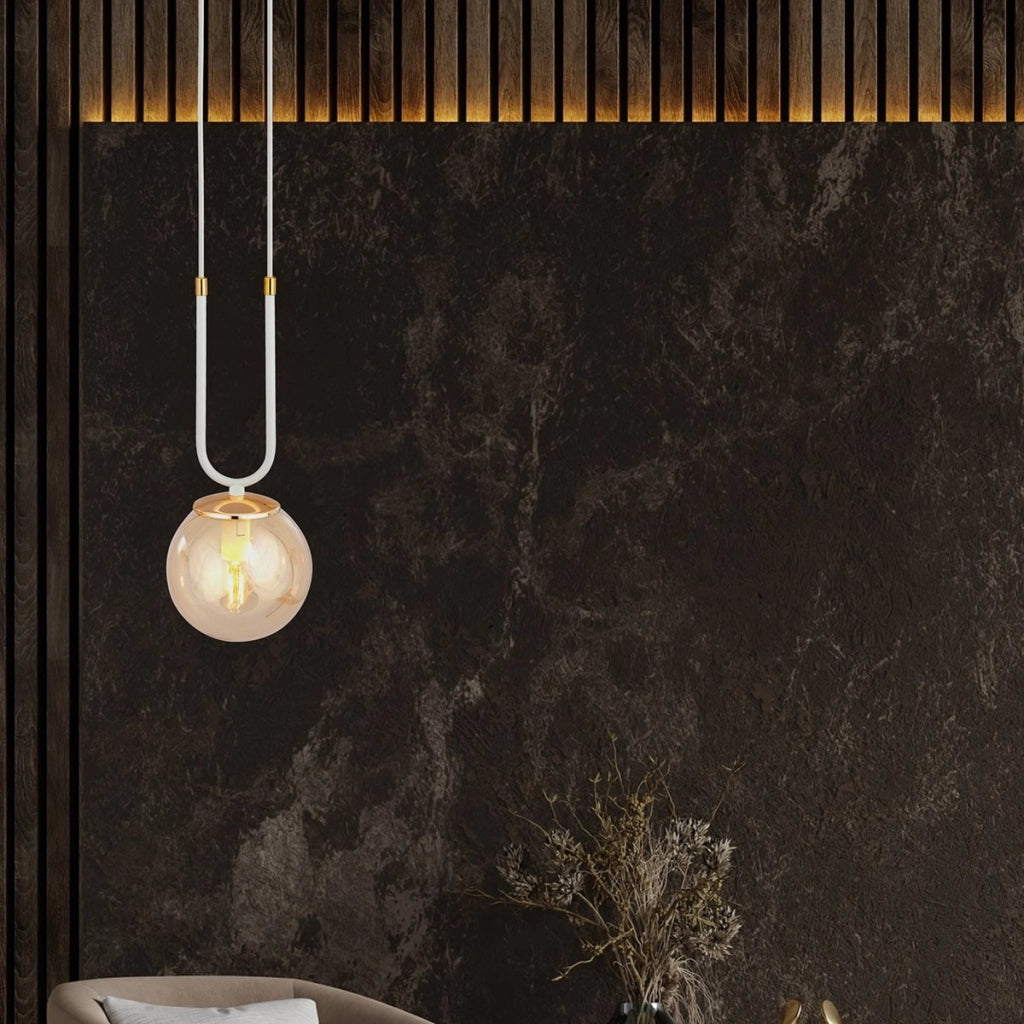 Lampada a sospensione GLAM in acciaio bianco e vetro ambrato
