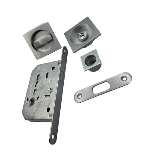 KIT MANIGLIE QUADRO C/SERRATURA PORTE SCORR CROM SAT