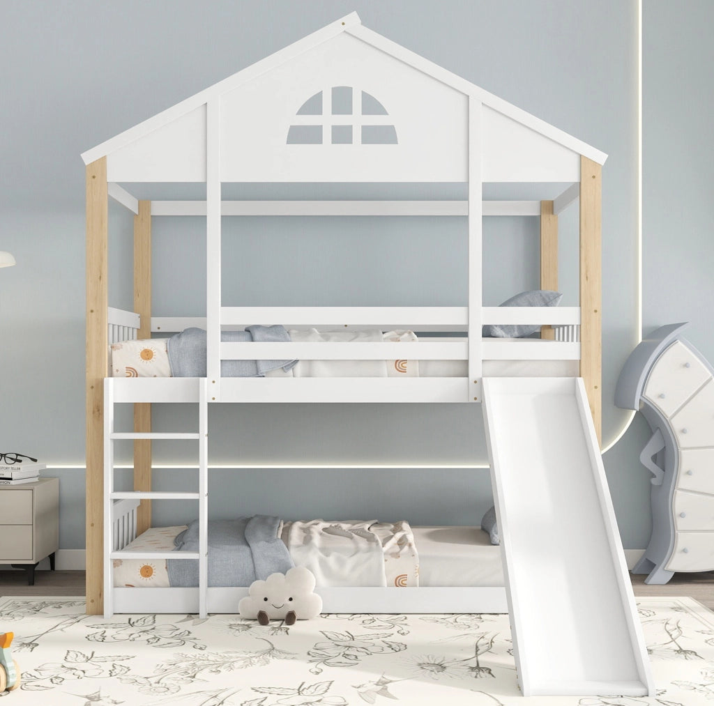 Letto a castello con finestra; scivolo e scala angolare 90x200 cm; bianco e naturale