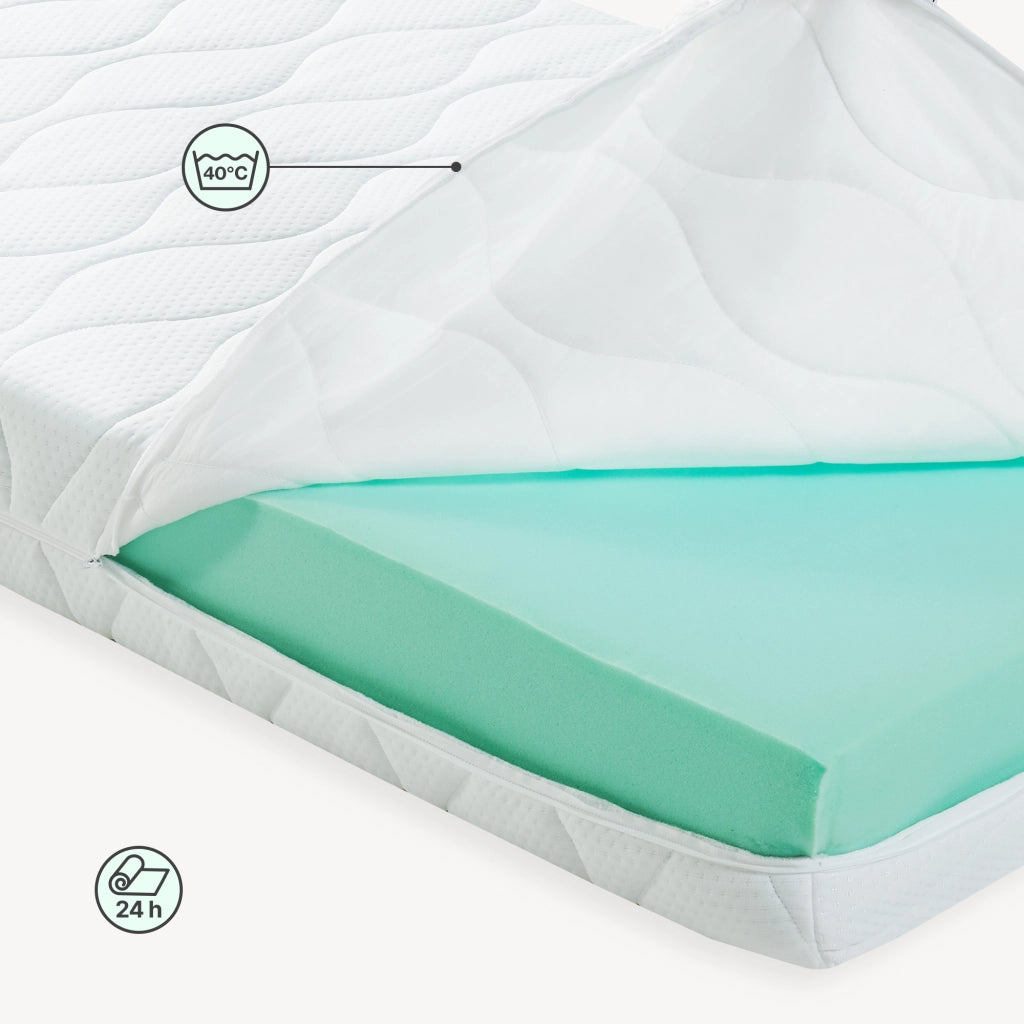 Letto per Cameretta Treviolo a Forma di Casetta in Stile Montessori con Materasso 140x200 cm - Bianco [en.casa]