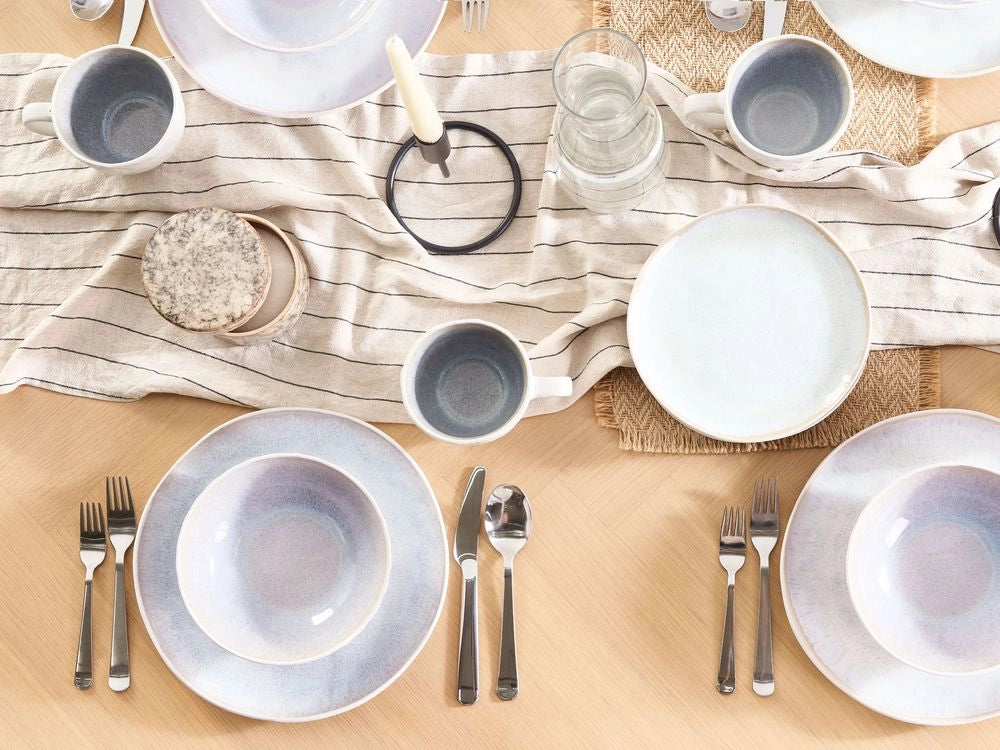 Set di 16 pezzi di gres grigio chiaro in porcellana lavorato a mano  Servizio per 4 persone Cucina Sala da pranzo