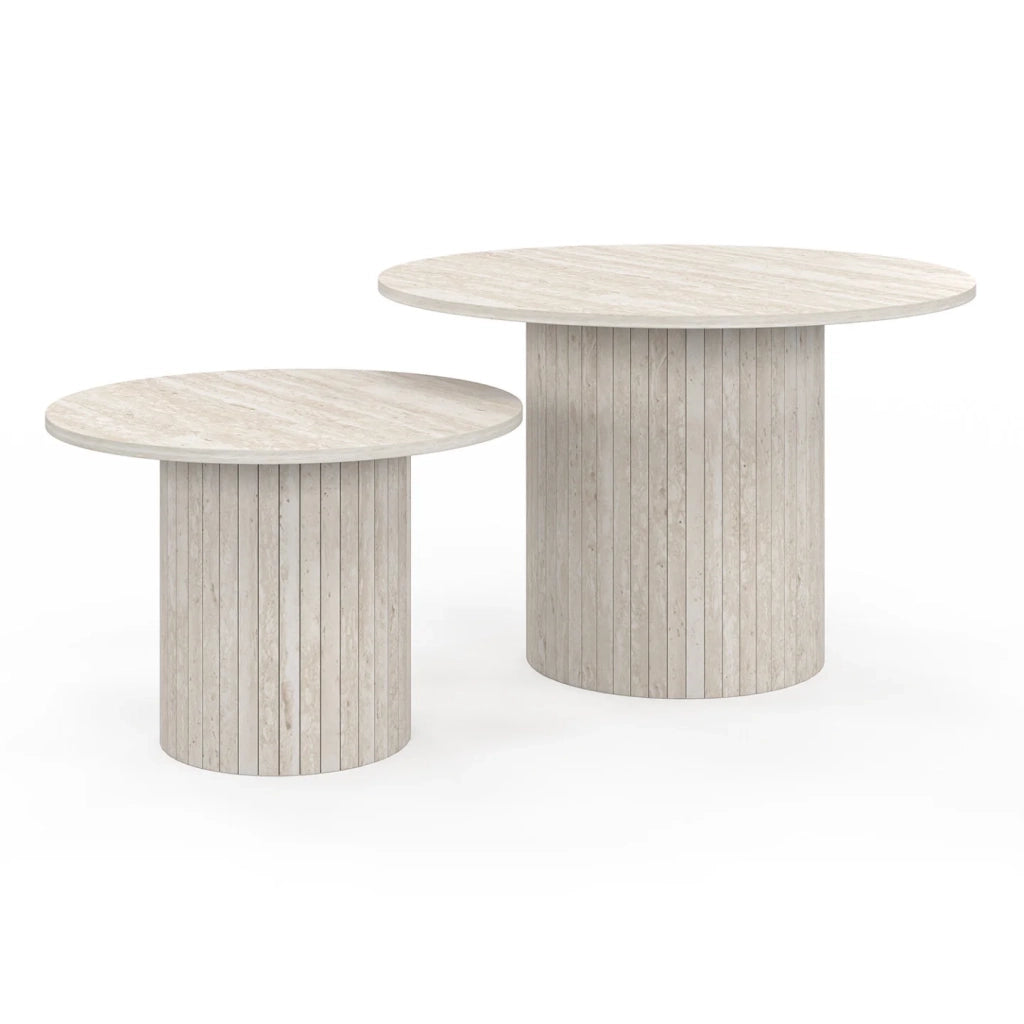 IDMarket - Set di 2 tavolini tondi JULIETTE 50/70 con effetto doghe in travertino