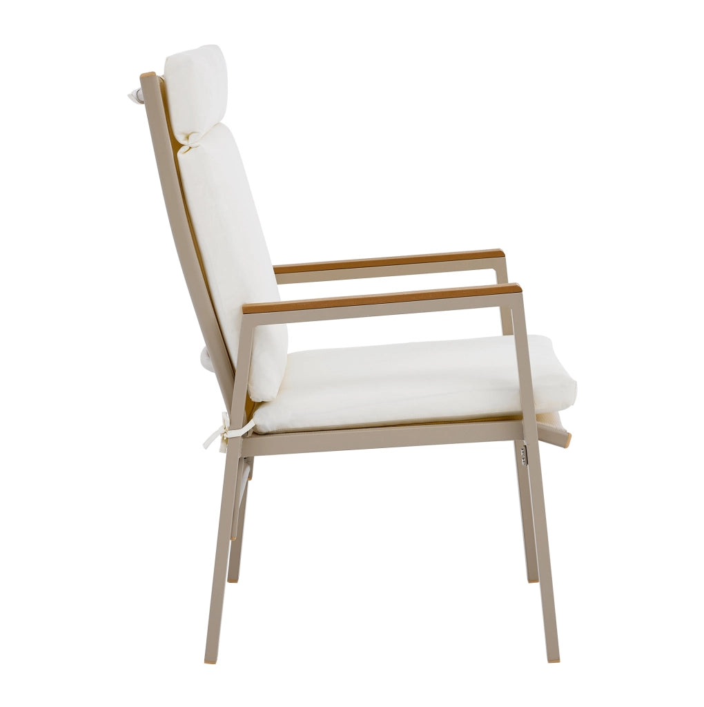 Sedia da esterno con braccioli in plastica effetto legno e seduta in Textilene; beige