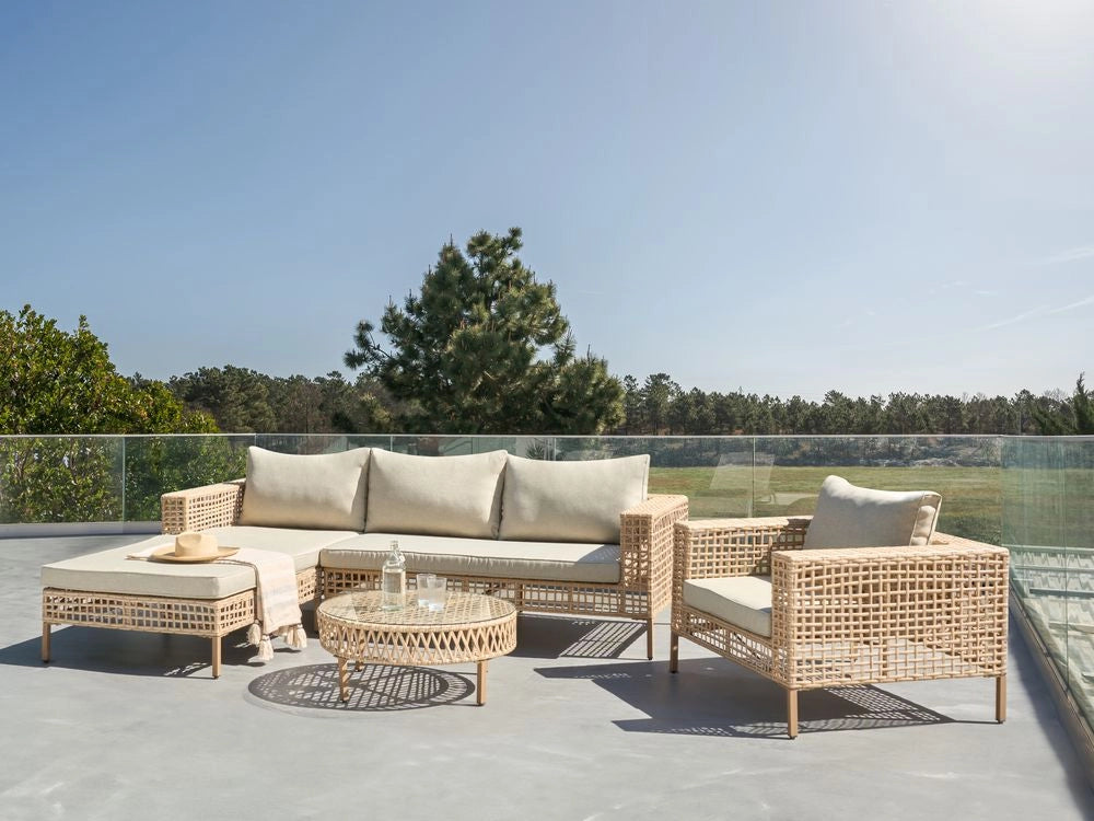 Set da giardino lato destro beige in rattan PE a 4 posti con cuscini tavolino e poltrona