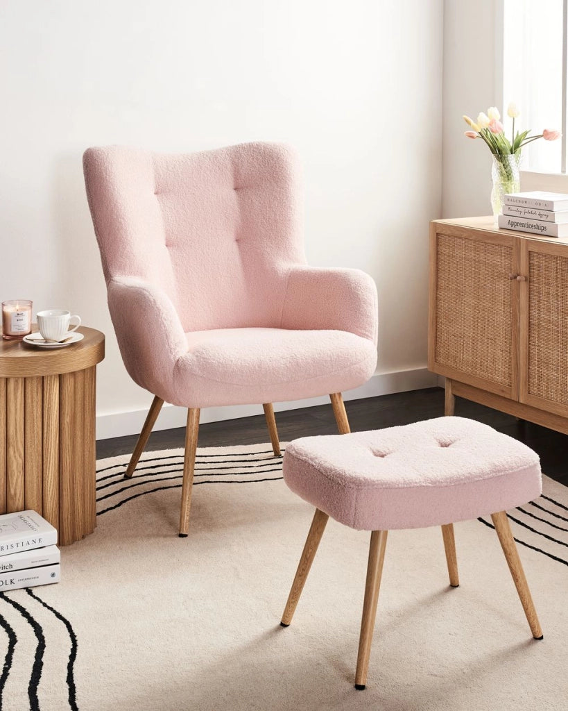 Sedia Wingback con ottomana Tessuto boucle rosa pastello con bottoni e motivo a tinta unita Stile retrò per il soggiorno
