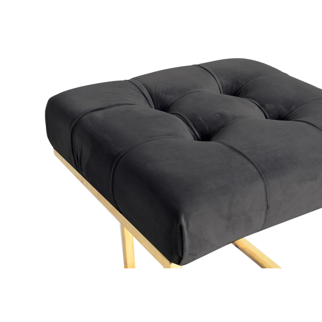 Pouf Rarity in velluto nero con base in acciaio dorato