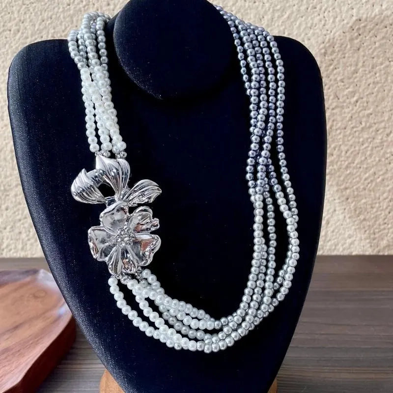 Collana vintage multistrato di perle: regalo di compleanno con fiore di diamanti