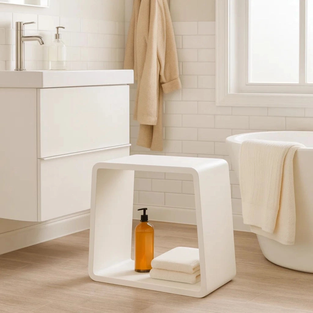 Sgabello da bagno silk in artificial stone bianco opaco matt ogomondo *** confezione 1