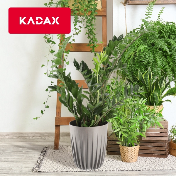 Vaso da fiori KADAX con inserto, 30x36 cm, rotondo, con coperchio in plastica.