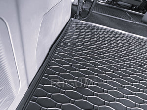 255B-408287 - Tappeto gomma baule per FORD Transit Custom 2024-, VW T7 Caravelle dal 2025-  L2 8/9 posti passo lungo