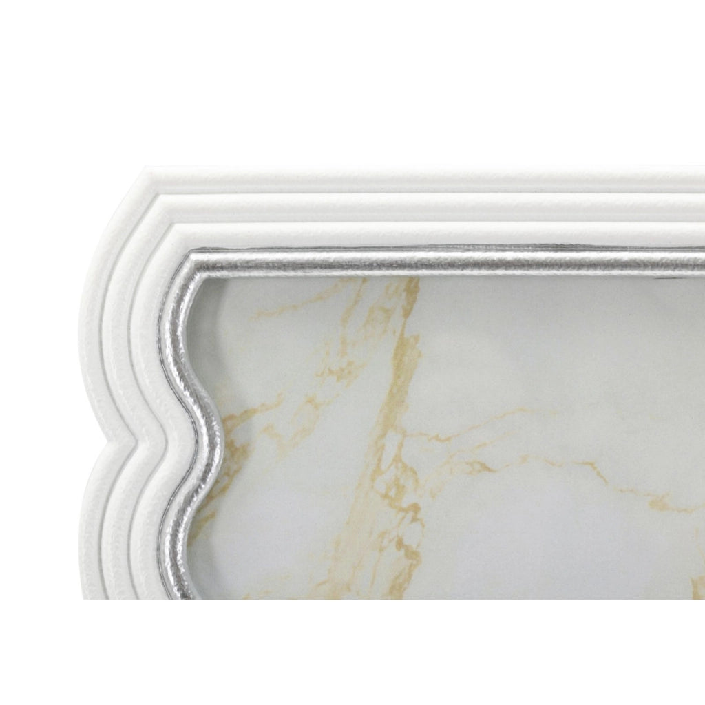 Cornice portafoto Curty in resina bianca ondulata con profili argento 20x25