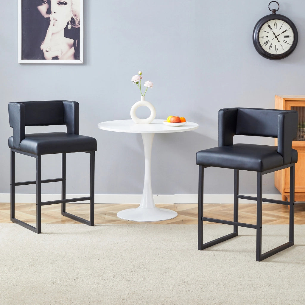 Set di 2 Sgabelli da Bar; Seduta Quadrata Imbottita; Stile Nordico; Metallo e Similpelle; Nero