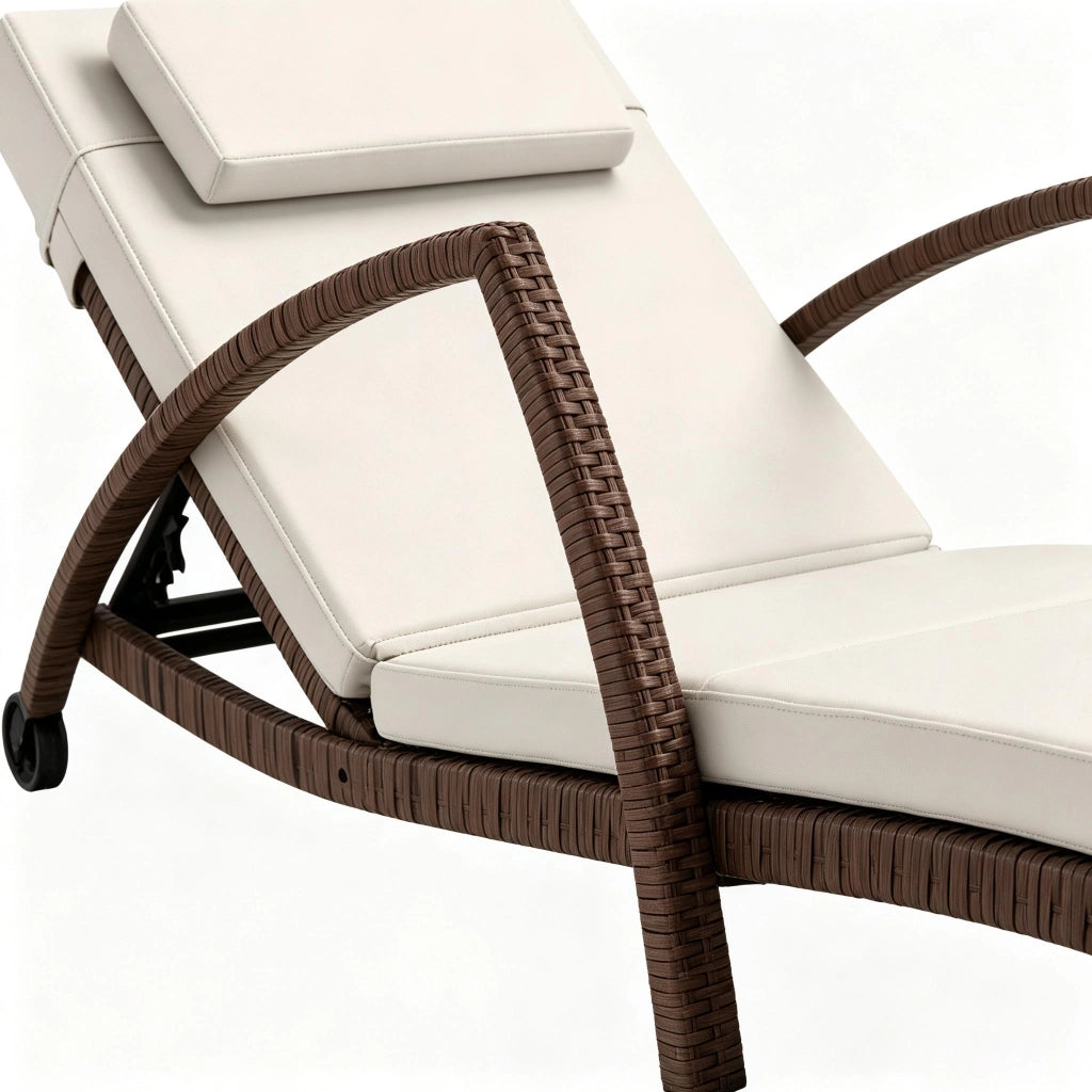Sdraio da giardino regolabile con ruote, cuscino e braccioli, beige/marrone