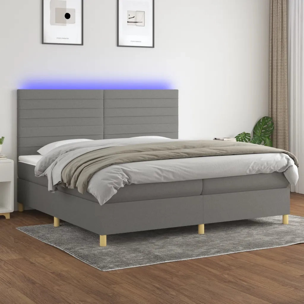 Letto a Molle Materasso e LED Grigio Scuro 200x200cm in Tessuto 3135542