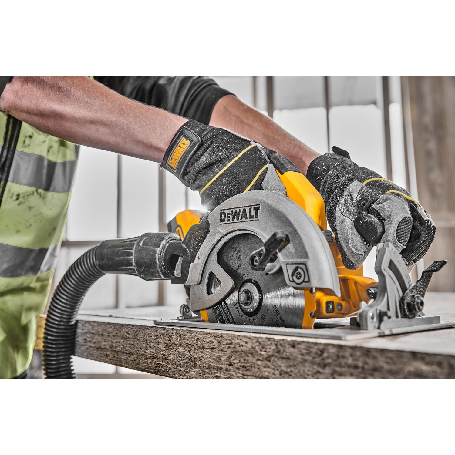 DEWALT DCS573H2T Sega circolare Brushless 18V Powerstack 5 Ah 190mm taglio 6 mm