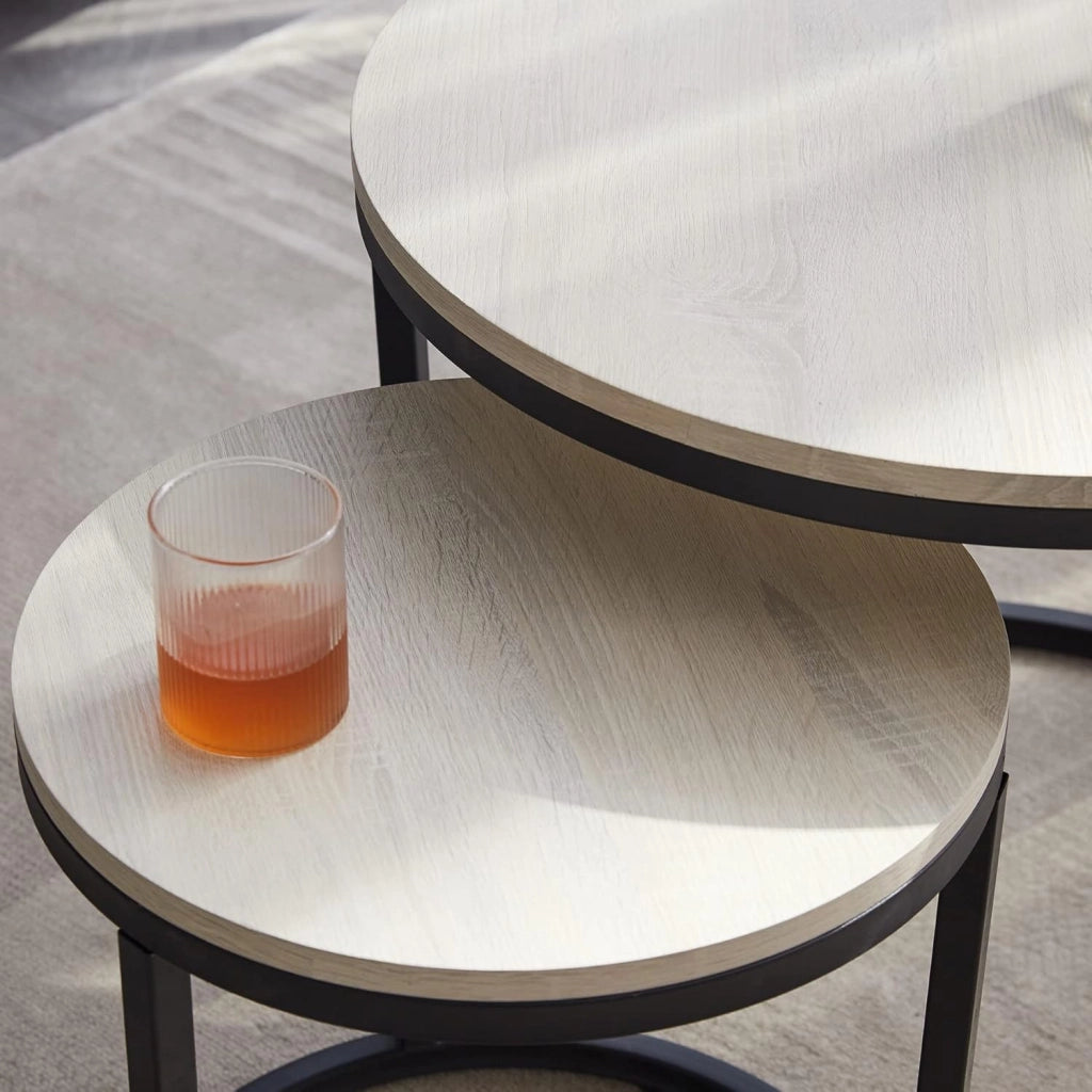 GrandCA HOME Set di 2 Tavolini Impilabili Tavolini Sovrapponibili con Gambe in Metallo, Tavolini da Caffè per Soggiorno,Bianco
