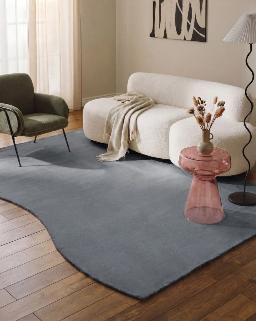 Tappeto Grigio Scuro in Ecopelliccia 160 × 230cm a Pelo Lungo con Retro in Poliestere per Soggiorno e Corridoio Moderni