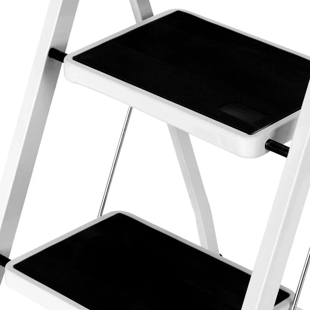 Scala a 2 Gradini  Pieghevole Facile da Riporre Portata max 150 kg, Bianco Semplice