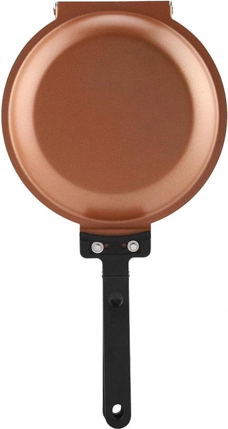 Padella per uova con rivestimento antiaderente a doppia faccia per uso in cucina.