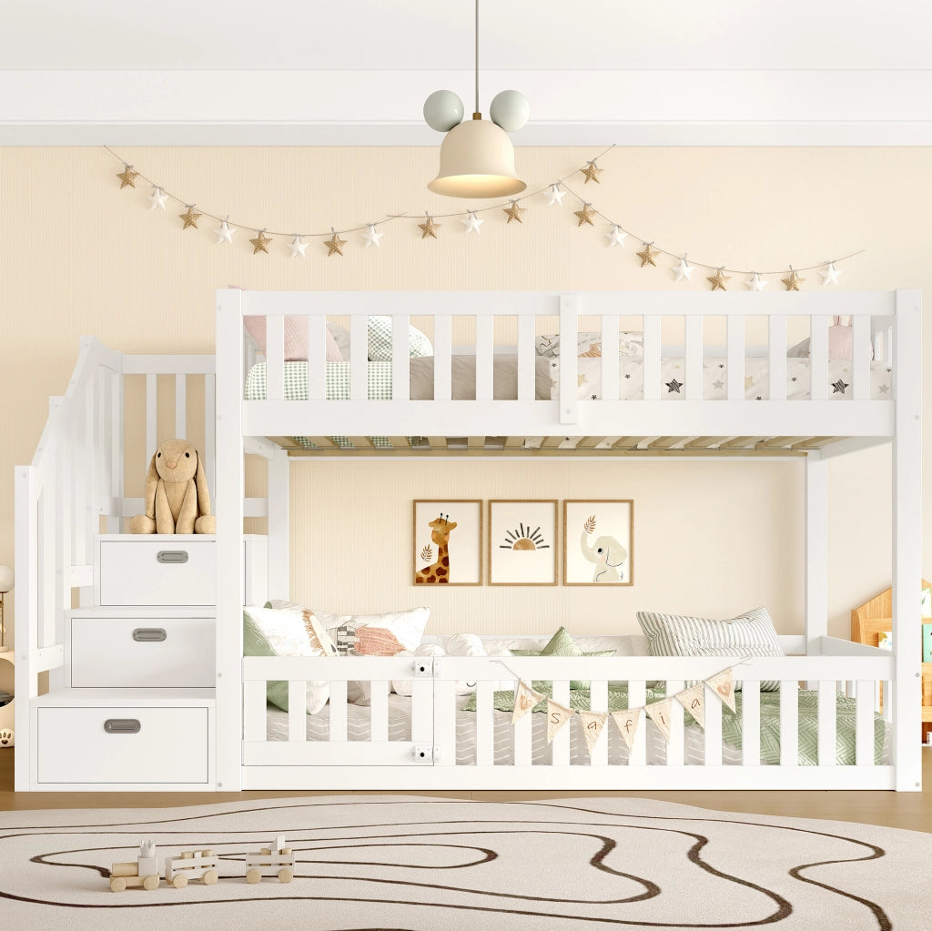 Letto a castello 90x200 cm con scala; sponde e portello in MDF e pino bianco