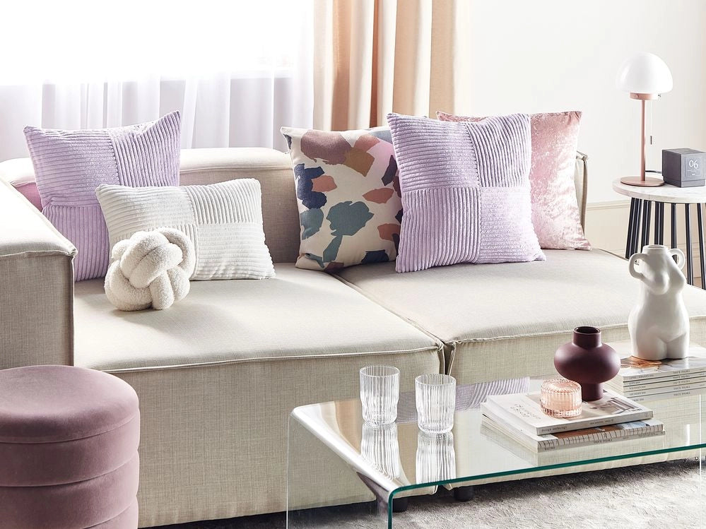 Set di 2 cuscini decorativi in velluto a coste viola 43 x 43 cm con motivo a righe Design moderno Cuscini decorativi