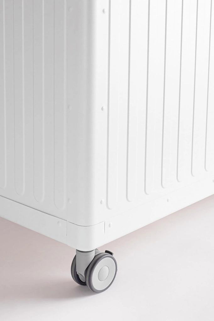 Baule Contenitore da Esterno 141,6x72x70h cm Apertura Facile e Ruote in Alluminio Ocean S Bianco