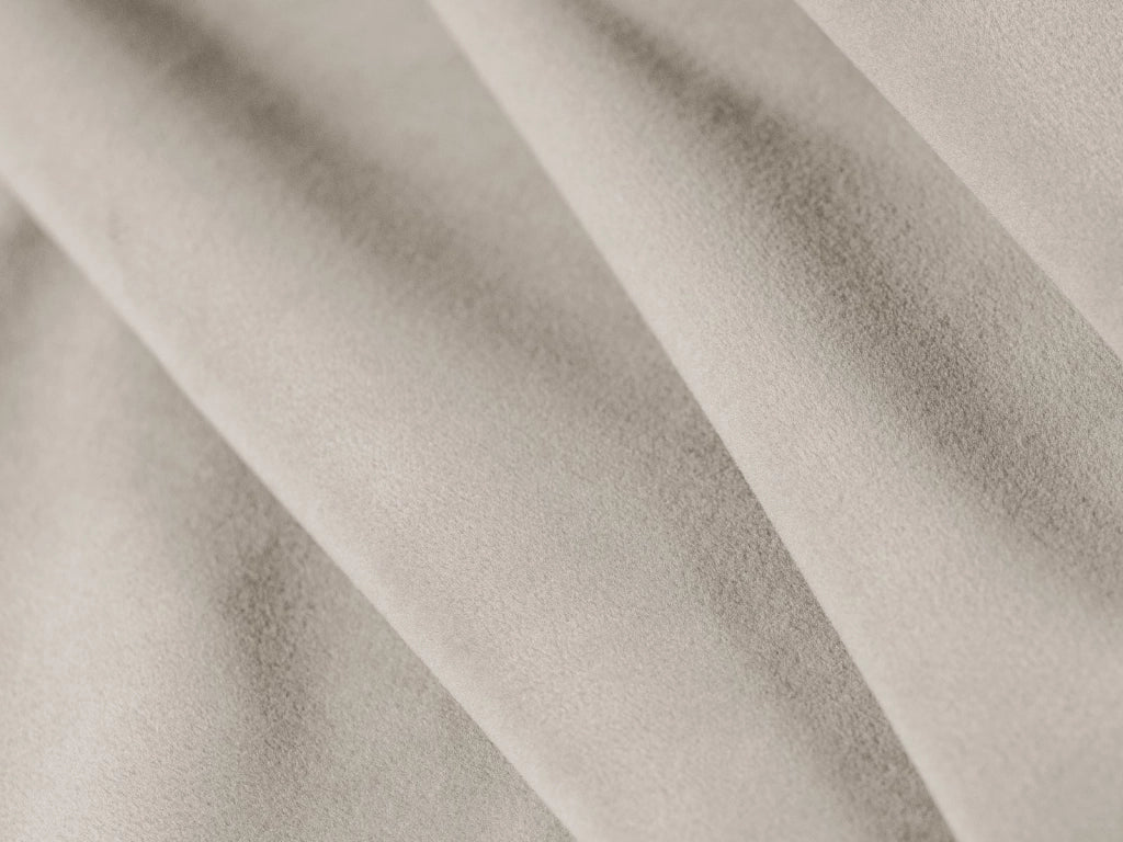 Cosmopolitan Design - Divano "Mackay" 2 posti in velluto ecru 