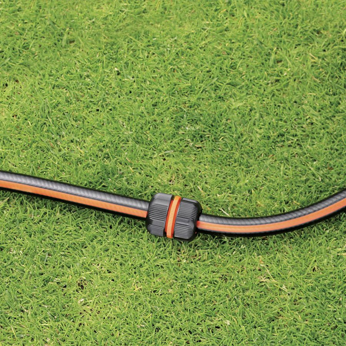 RIPARATORE PER TUBO DA GIARDINO 1/2 POLLICE CON RACCORDI QUICK-CLICK CLABER