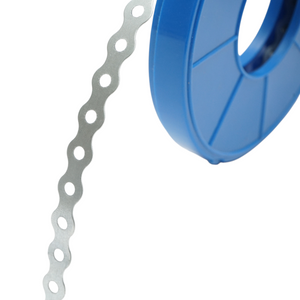 Nastro metallico perforato 12x0,7mm, lunghezza 10m