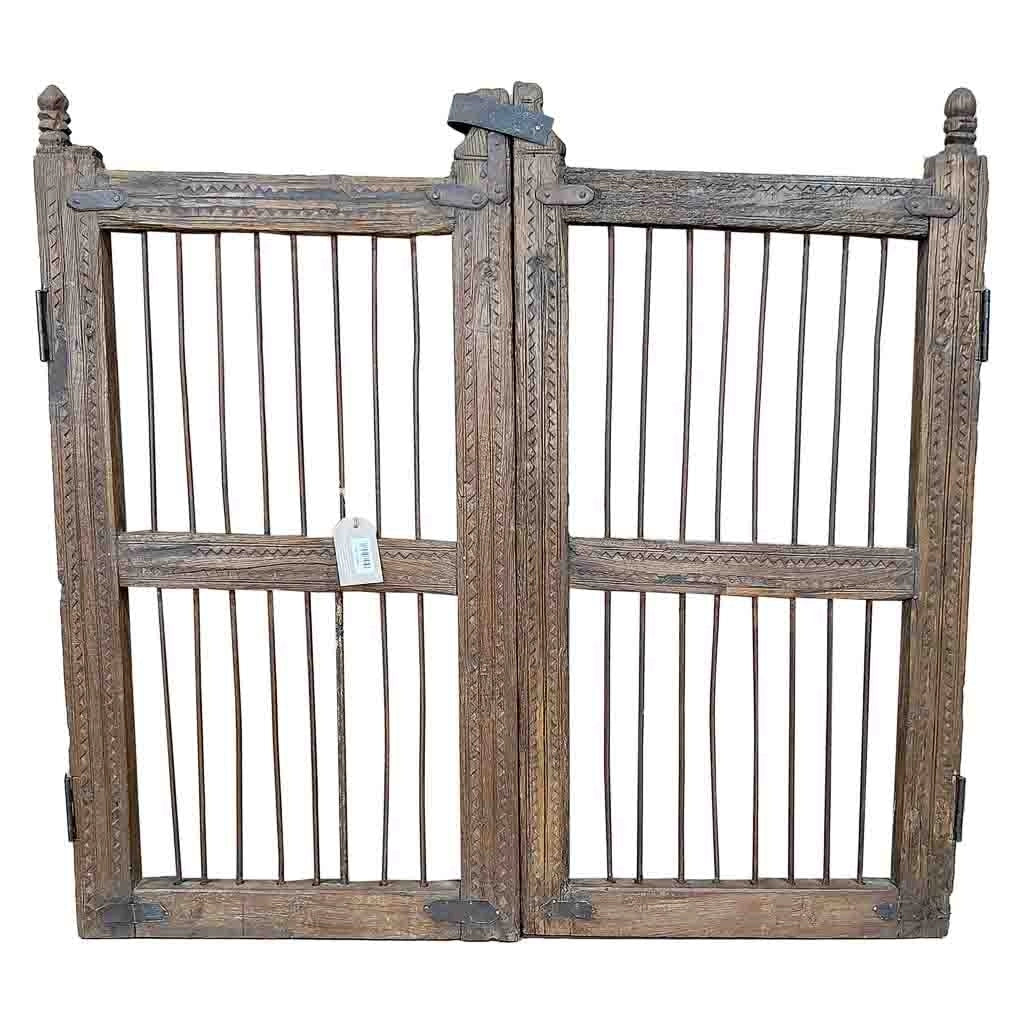 Porta in legno con finitura artigianale marrone 103x3x105 h cm