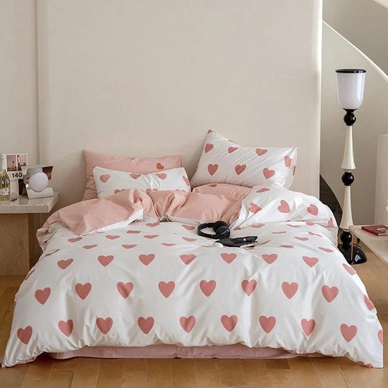 Set di Cuscini da Letto con Motivo di Cuori in Rosso e Bianco, Incluso Copri Letto e Cappuccio per Cuscino