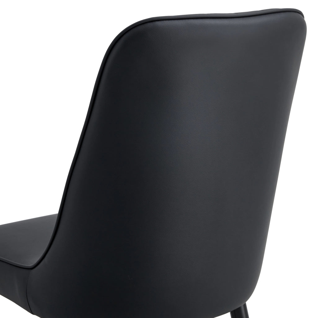 Sedia da pranzo moderna in PU nero con gambe in metallo nero