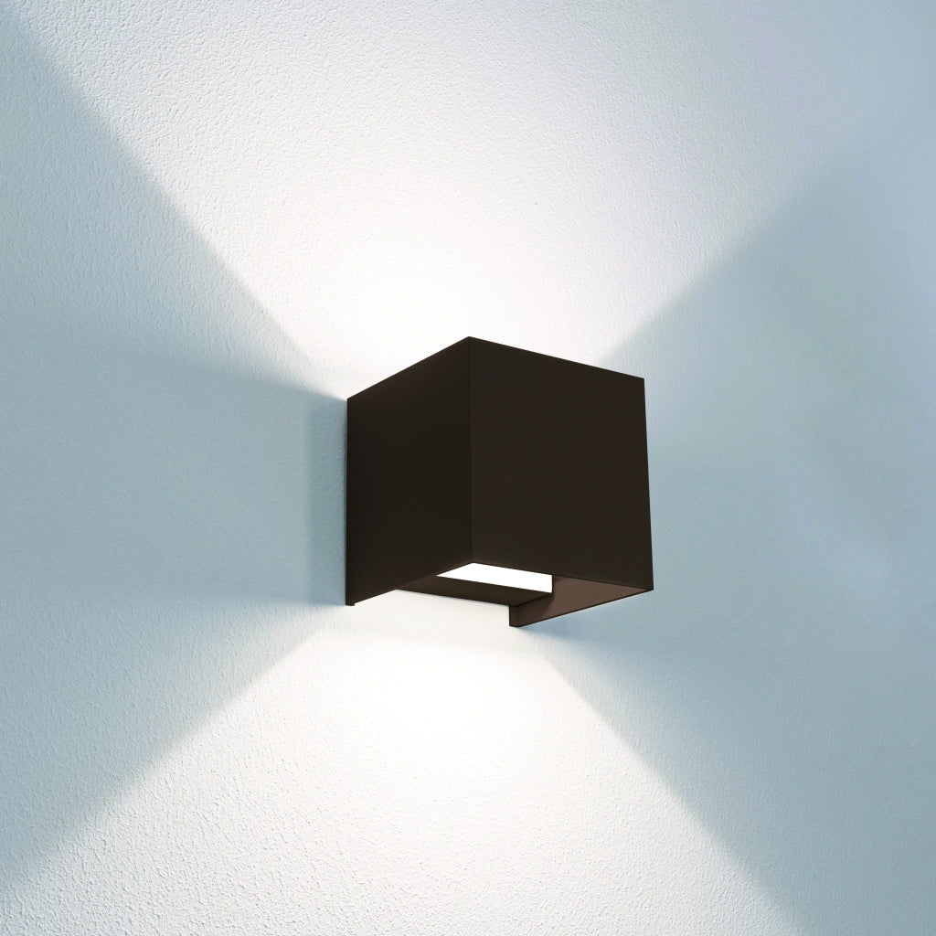 Century APPLIQUE BIDIREZIONALE QUADRATO A LED UP&DOWN+ 20 W-800 lm-3.000K/4.000K/6500K Col. Corten