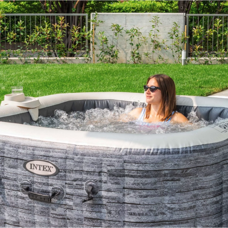 Spa gonfiabile idromassaggio quadrata 4 posti con WiFi e luce LED, 211x211x71 cm riscaldamento 40°C per esterno - Intex
