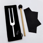 Set di forchette per stelo - Le forchette per stelo sono ideali per la guarigione, i chakra, la terapia del suono e il mantenimento di una perfetta armonia dello spirito - Set da 512C in argento zavorrato + martello di risonanza + asciugamano di pulizia