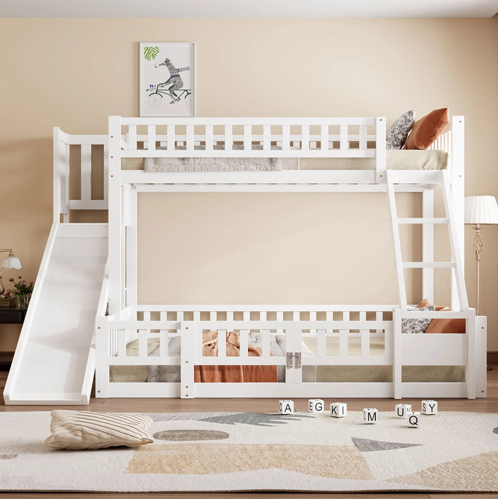 LETTO A CASTELLO 140x200 cm Bianco con scivolo e mensole