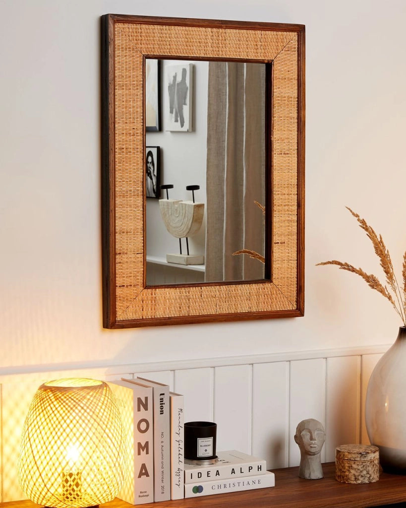 Specchio da parete in legno chiaro Rettangolare 54 x 74 cm in legno massello fatto a mano con cornice in abete Bamboo Basket Weave Boho Modern