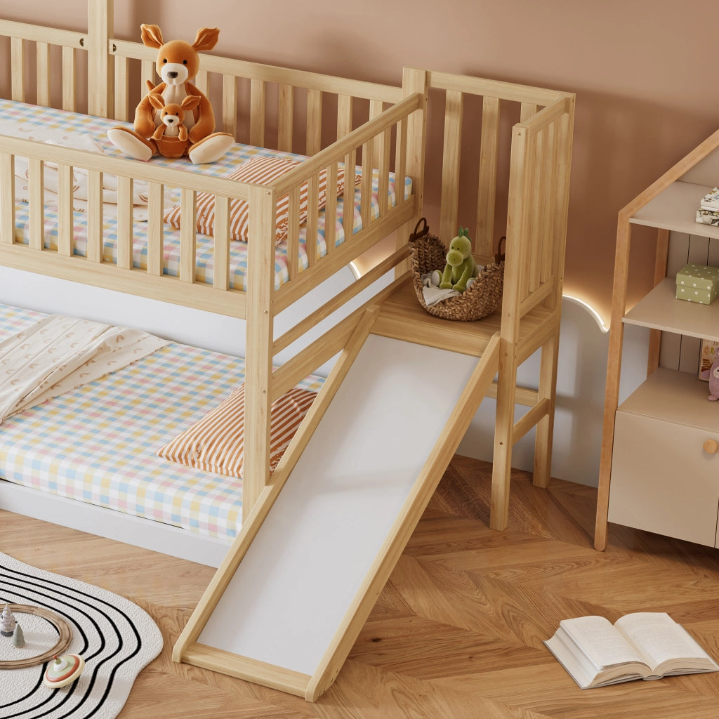 Letto a Castello 90x200 cm; 2 Posti - Rampa; Scala; Tetto e Finestra - in Legno - Naturale