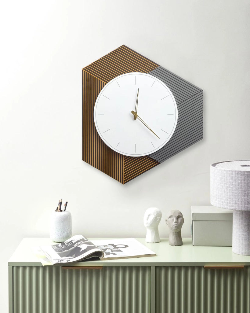 Orologio da parete bianco con metallo MDF grigio e arancione 52 x 60 cm Design senza numeri Decorazione per il soggiorno